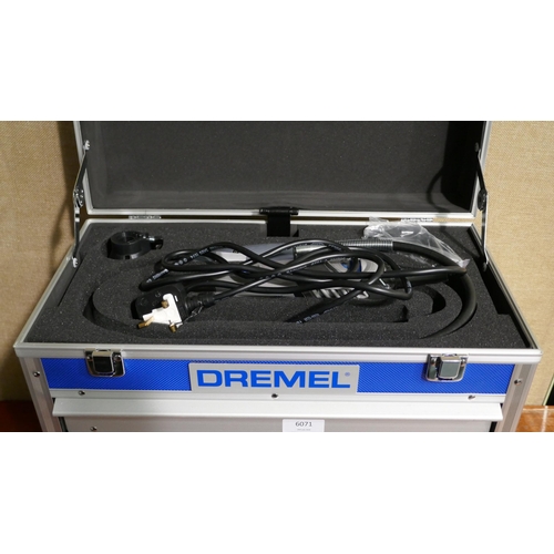 6071 - Dremel 4000-6 Platinum Edition (325-334) This lot is subject to vat