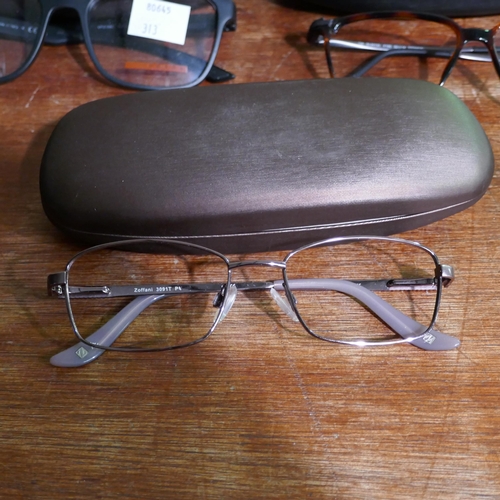 6098 - 5x Mixed pairs of glasses including Stepper and Zoffani, Rayban Black Plastic Glasses (All Damaged),... 