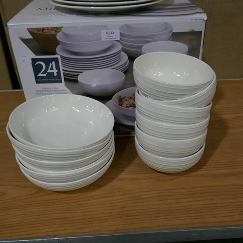 6133 - Mikasa Porcelain 'Swirl' Dinnerware  (325-299) This lot is subject to vat