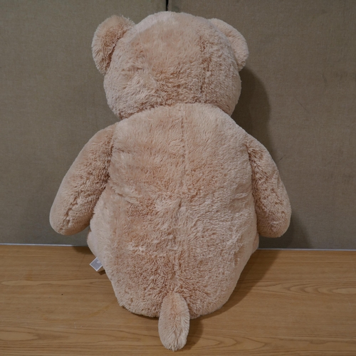 6157 - Hugfun Plush Bear   (325-451) This lot is subject to vat