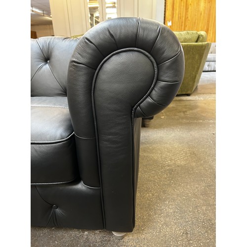 1507 - Black leather Chesterfield 2½ seater sofa RRP £1379