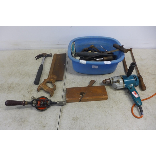 2013 - A quantity of vintage tools including a Black and Decker power drill (failed PAT test due to damaged... 