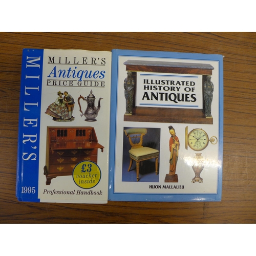 2260 - A collection of ten books on antiques and collectables and two books on tropical fish