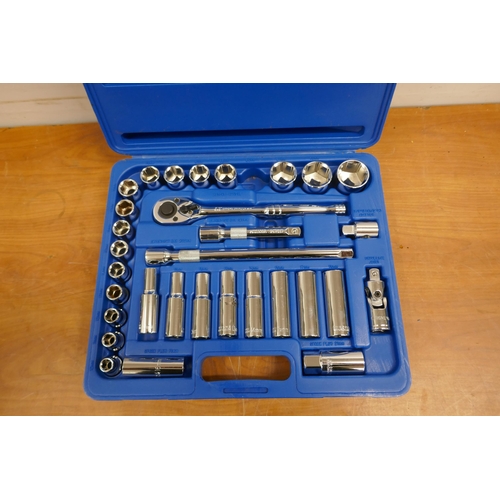 2021 - A 32 piece socket set (1 socket missing) and a 28 piece screwdriver set