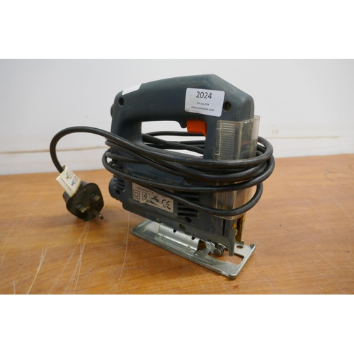 2024 - 3 electric power tools - a Ralley SKU 973046, 320W, 230V electric jig saw, a Black and Decker KS638S... 