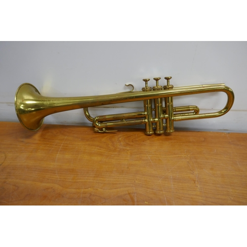 2071 - A Melody Maker brass trumpet with a protective Selmer hard-case and mouthpiece