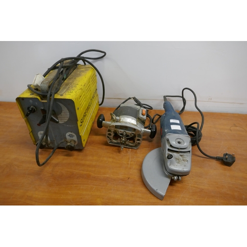 2078 - A Bosch GWS 20-230, 230V angle grinder, an ELU 240V router and a Sureweld 240M welding machine