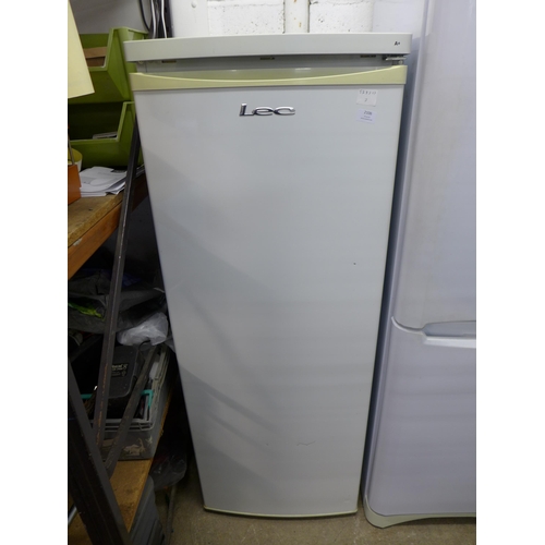 2106 - A LEC TL55142W freestanding fridge