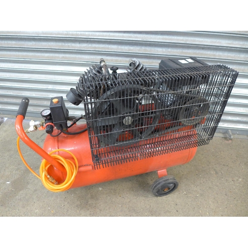 2197 - A Clarke Air Racer 55 litre air compressor