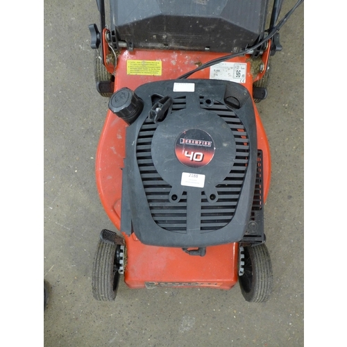 2188 - A Champion petrol powered lawnmower with a 46cm cutting width - with collection box