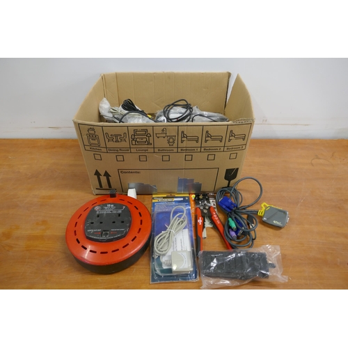 2266 - A box of mixed cables including an 18 metre extension reel, wire cutters, etc.