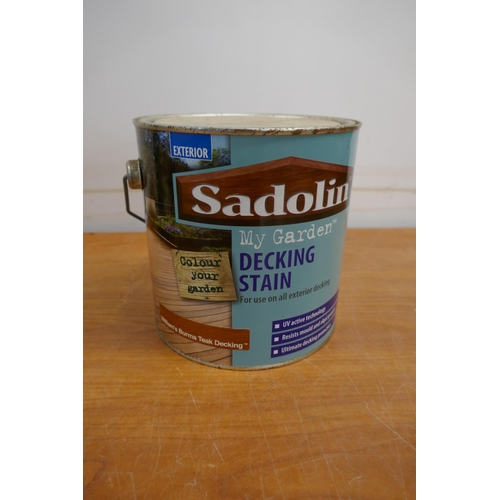 2270 - 3 tins of paint - Sadolin decking stain in 