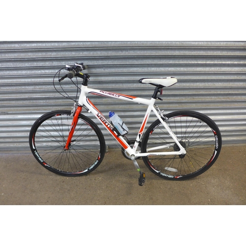 2125 - A Vertigo Piccadilly Aluminium road series road bike with bottle, cage and Shimano gear set