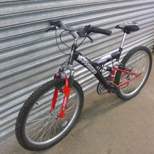 2126 - A Ranger T2000 full suspension mountain bike with endura zoom suspension forks