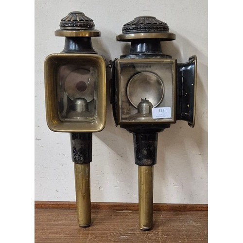 332 - A pair of early 20th Century carriage lamps