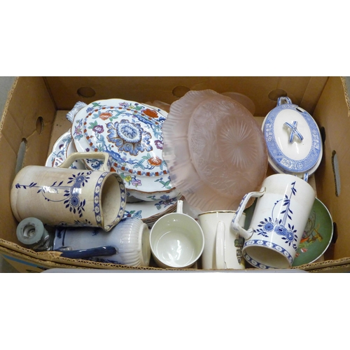 1132 - A box of glassware, ceramics, etc. **PLEASE NOTE THIS LOT IS NOT ELIGIBLE FOR IN-HOUSE POSTING AND P... 