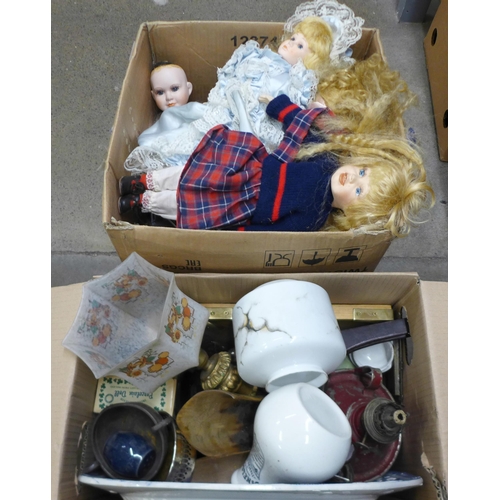 1137 - A box of mixed china and glass and a box of dolls **PLEASE NOTE THIS LOT IS NOT ELIGIBLE FOR IN-HOUS... 