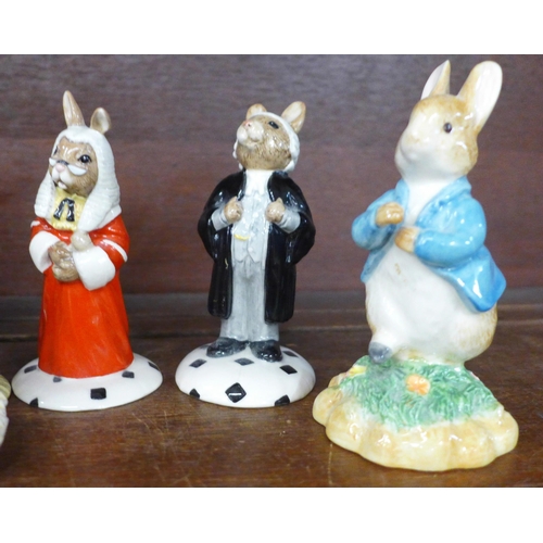 620 - Seven Royal Doulton Bunnykins figures, three Border Fine Arts Peter Rabbit figures, one boxed and a ... 