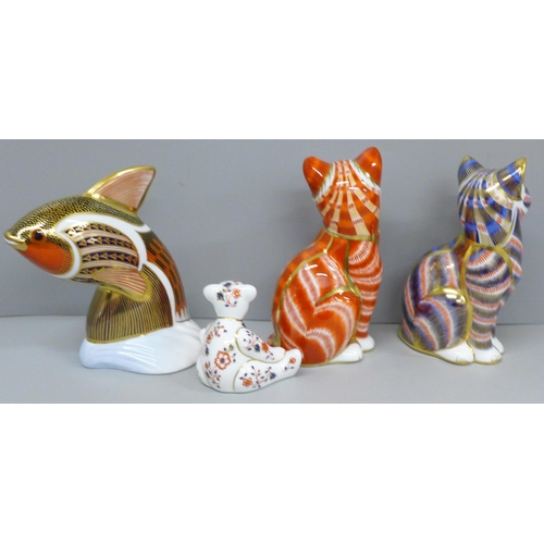 631 - Four Royal Crown Derby paperweights, two cat, one teddy bear and one Guppy tropical fish, one cat wi... 