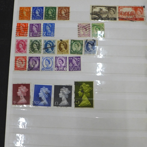 661 - Four albums of world stamps