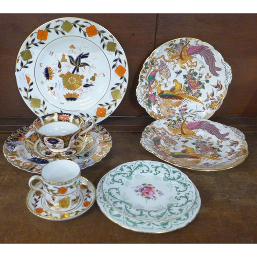 704 - A collection of Royal Crown Derby mixed china including 1128 pattern and Olde Avesbury