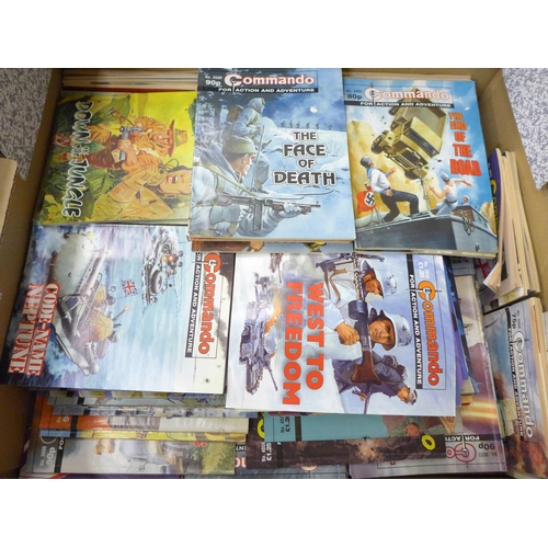 713 - A box of Commando comic books, approximately 200 in total