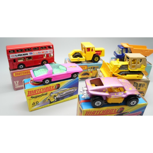 842 - Six Matchbox Superfast die-cast model vehicles, 17, 23, 30, 40, 64, 72