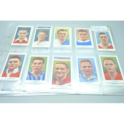 853 - Cigarette cards, R & J Hill Famous Footballers, 1939, 1-50, 51-75