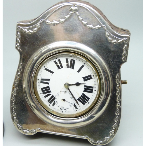 867 - A silver trophy and a silver fronted clock/watch case, with Goliath pocket watch, trophy 97g