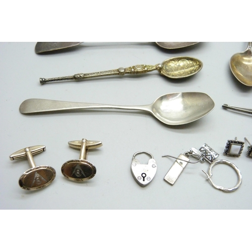 912 - Six silver spoons, 77g, silver jewellery a silver knife, one other knife and jewellery