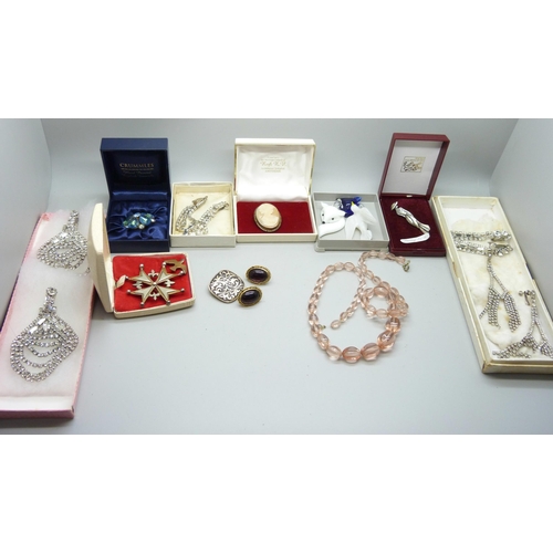 920 - Vintage jewellery