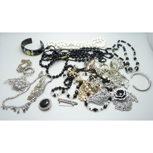 927 - A collection of paste set, marcasite and faceted bead jewellery