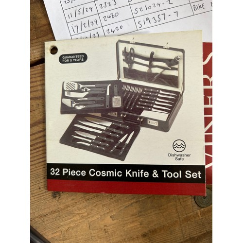 2049 - A 32 piece Viners Cookware Cosmic knife and tool set - please see additional photos for full list of... 