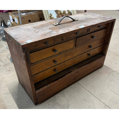 289 - An oak engineers tool box