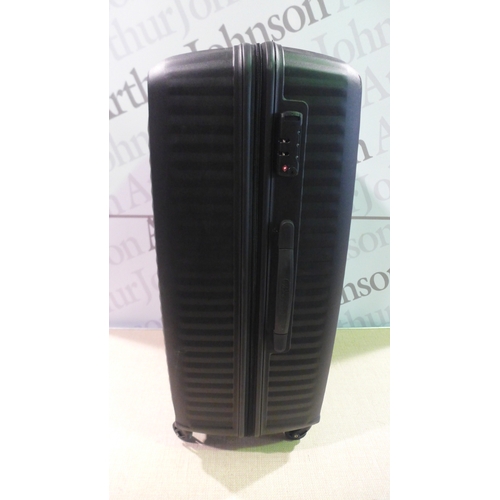 6287 - At  Large 79Cm Luggage Case   (331-205)   * This Lot Is Subject To Vat