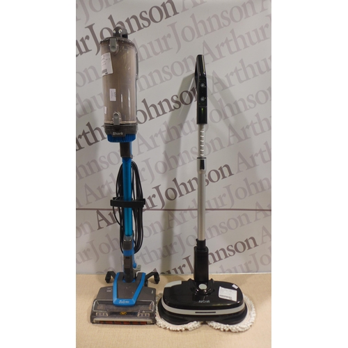 6257 - Powerglide Floor Cleaner - With Battery, Shark Corded Stick Vac Hz400Ukt, Original RRP £149.99 + Vat... 