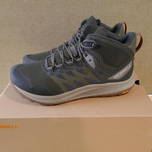 6064 - 12 Pairs Of Merrell Nova 3 Mid Walking Boots ( inc 6x size UK 9.5 / 6x Size UK 10.5 )(321-600) *This... 