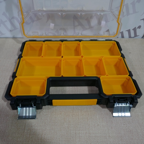 6106 - Dewalt Organiser (331-160)   * This Lot Is Subject To Vat