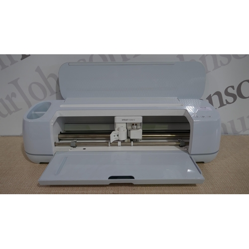 6118 - Cricut Maker 3 ( No Power Lead / No Accessories)  - This Lot Requires A Uk Adaptor, Original Rrp £36... 