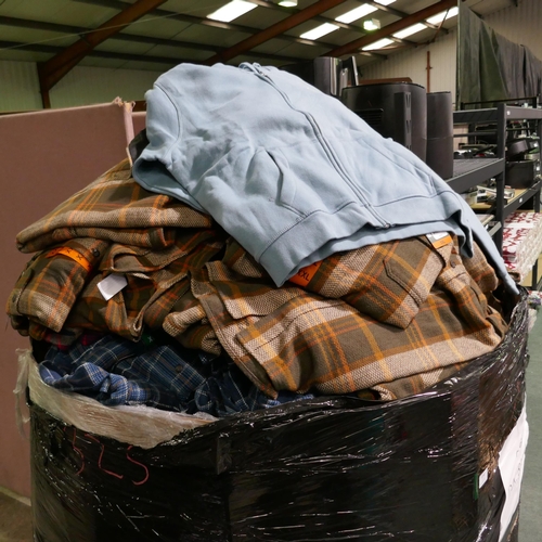 6340 - Pallet of Mixed clothing inc Orvis, Jack Wills, Etc (325-603) *This lot is subject to Vat