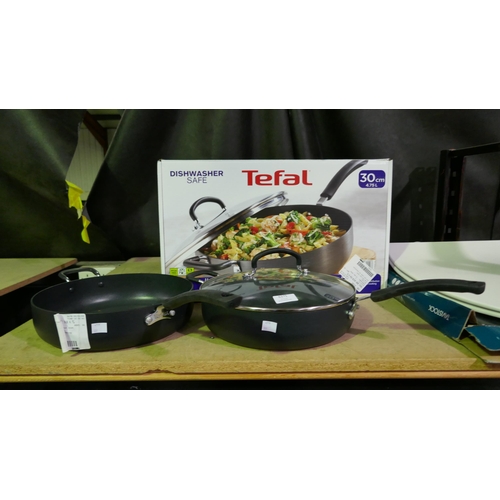 6375 - 2 x Tefal Deep Saute Pans - One Missing Lid, Original Rrp £108.48 + Vat (331-153,154)   * This Lot I... 