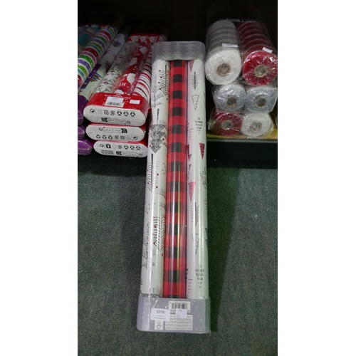 6398 - 2 Packs Of Festive Wrapping Paper   (331-285)   * This Lot Is Subject To Vat