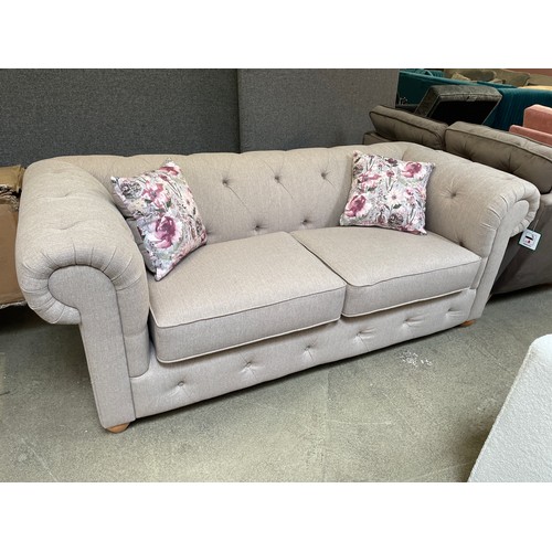 1490 - a beige weave chesterfield sofa RRP £1379