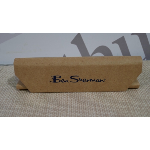 6143 - Ben Sherman Men Clam Sunglasses *This Item Is Subject To Vat (327A-240)