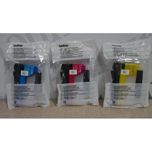 6153 - Brother LC426 Ink Cartridges (327A-482) *This lot is subject to Vat