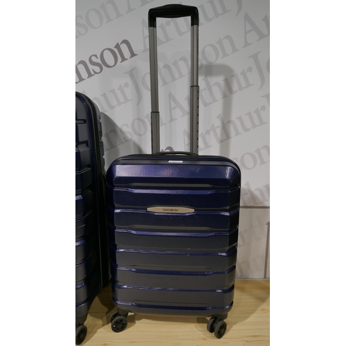 6164 - Samsonite Tech 3 2 Piece Hardside Suitcases, Original RRP £134.99 + Vat *This Item Is Subject To Vat... 