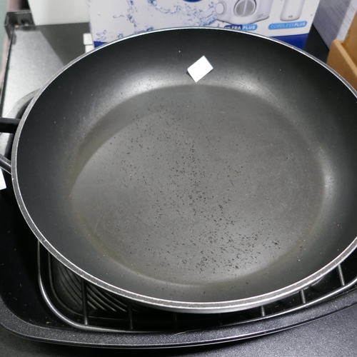 6231 - Kitchenaid Hard Anodised Frying Pans, Circulon Roaster & Rack *This Item Is Subject To Vat (327A-212... 