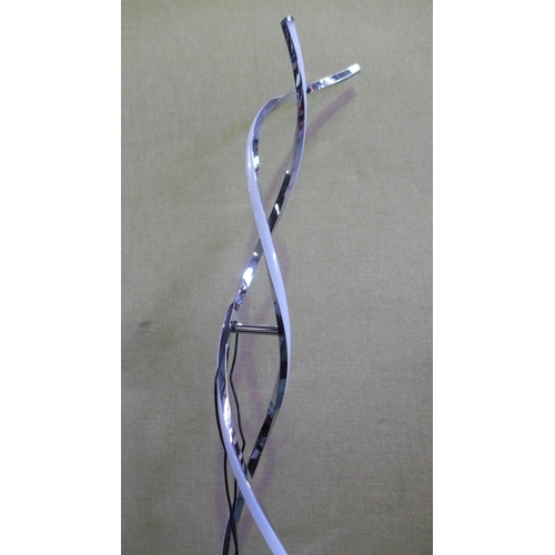 6317 - Artika Swirl Floor Lamp    - This Lot Requires A Uk Adaptor(331-204)   * This Lot Is Subject To Vat