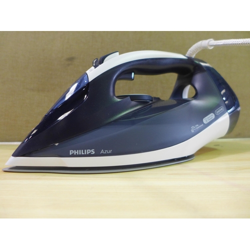 6320 - Philips Azur Steam Iron         - This Lot Requires A Uk Adaptor(331-210)   * This Lot Is Subject To... 