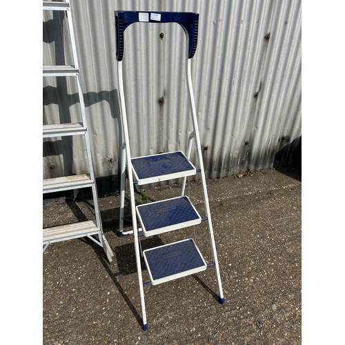 2282 - Two 6-rung aluminium 3-way ladders, a 3-rung metal step ladder and an aluminium folding platform hop... 